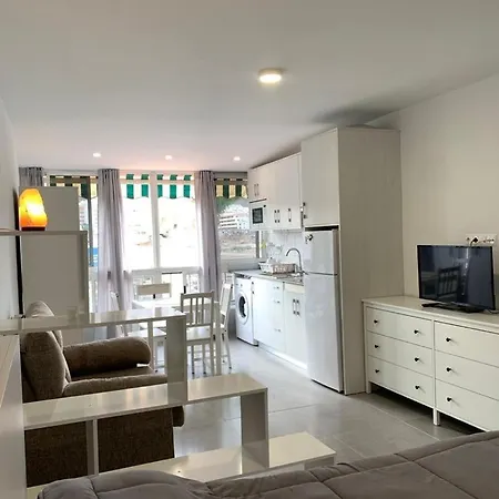 Studio With Pool, Long Term, In Cristianos Daire *