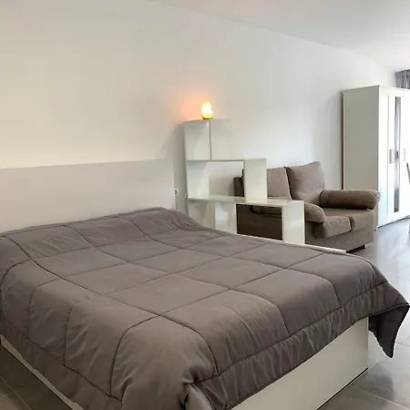 Studio With Pool, Long Term, In Cristianos Daire Los Cristianos (Tenerife)