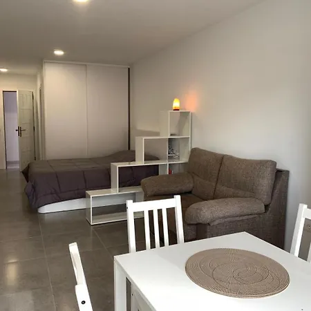 Studio With Pool, Long Term, In Cristianos Los Cristianos (Tenerife)