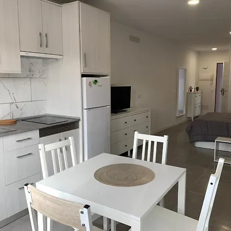 Studio With Pool, Long Term, In Cristianos Daire